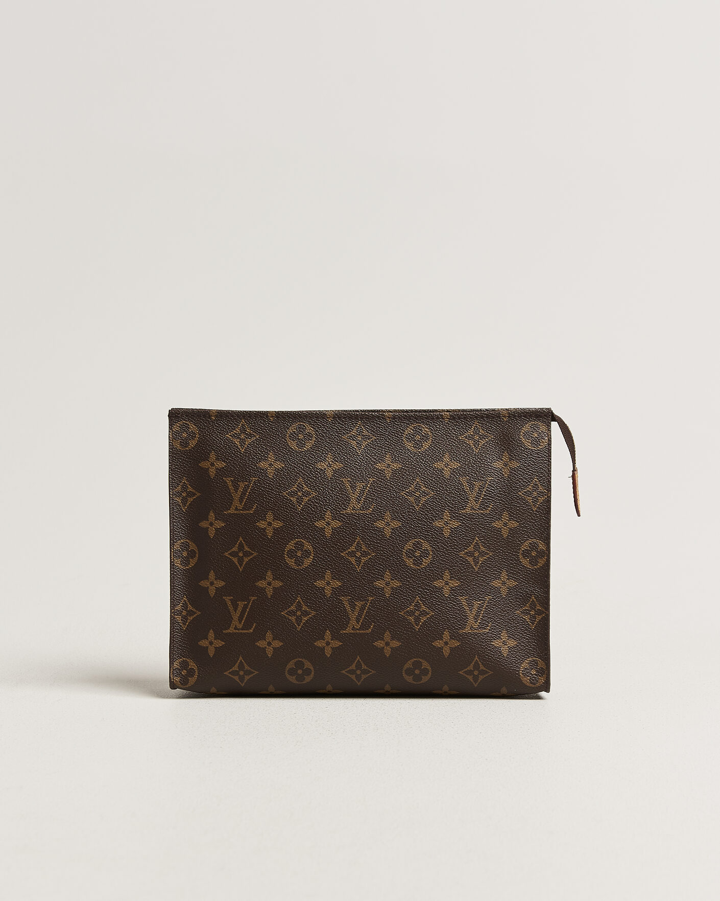 Herre | Pre-Owned & Vintage Bags | Louis Vuitton Pre-Owned | Poche Toilette NM Monogram