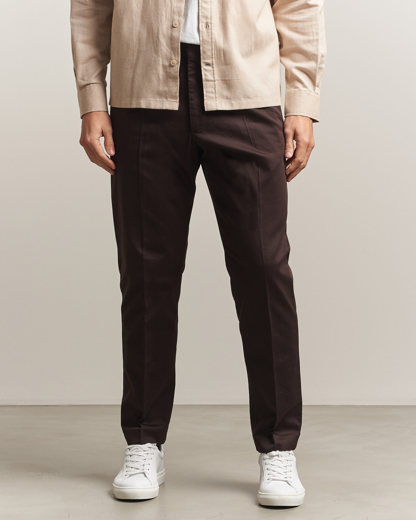 Herre | Bukser | NN07 | Bill Pleated Cotton Chinos Deep Truffle
