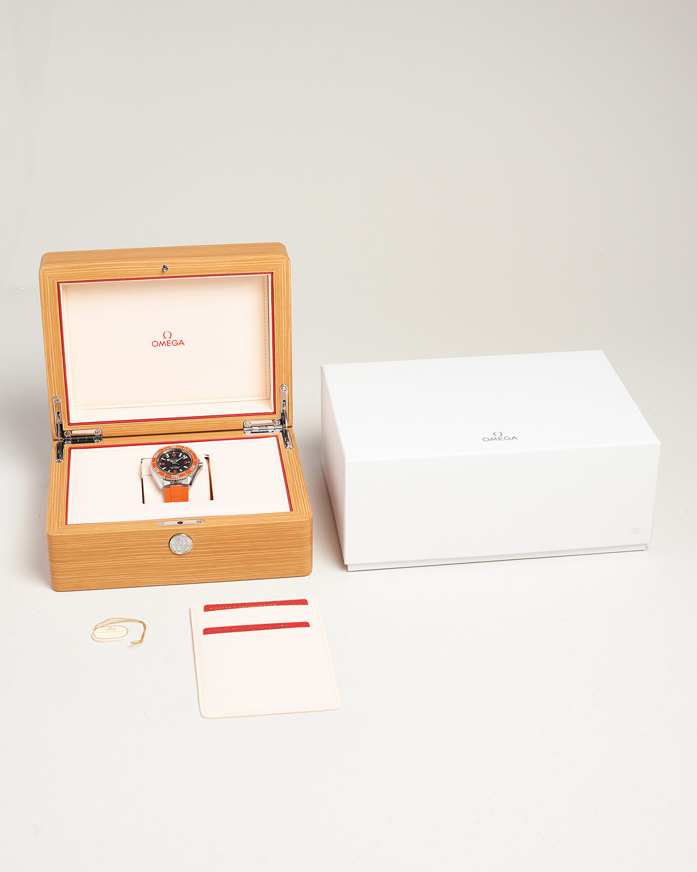 Herre | Pre-Owned & Vintage Watches | Omega Pre-Owned | Seamaster Planet Ocean 