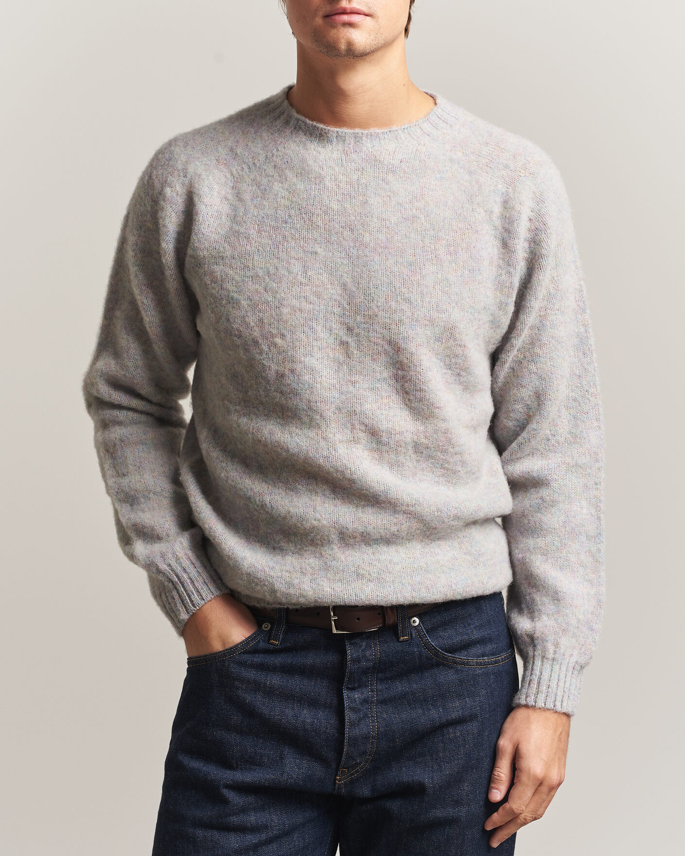 Herre | Trøjer | Harley Of Scotland | Brushed Supersoft Lambswool Crewneck Aurora
