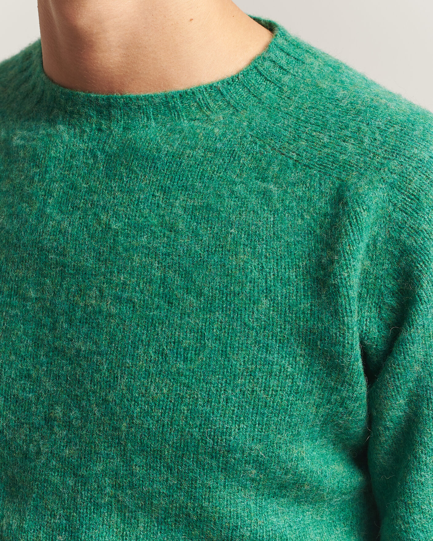 Herre | Trøjer | Harley Of Scotland | Brushed Supersoft Lambswool Crewneck Evergreen