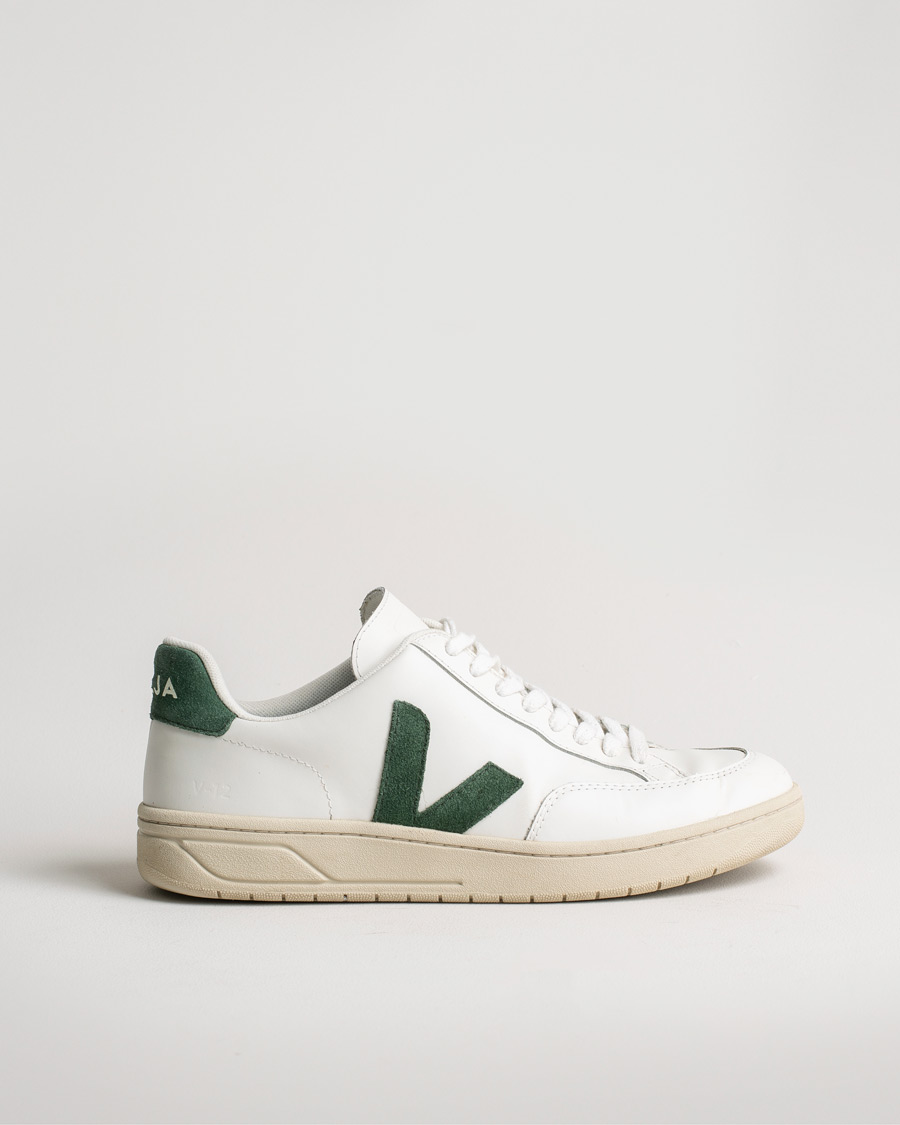 Herre | Veja V-12 Leather Sneaker Extra White/Cypres | Pre-owned | Veja V-12 Leather Sneaker Extra White/Cypres
