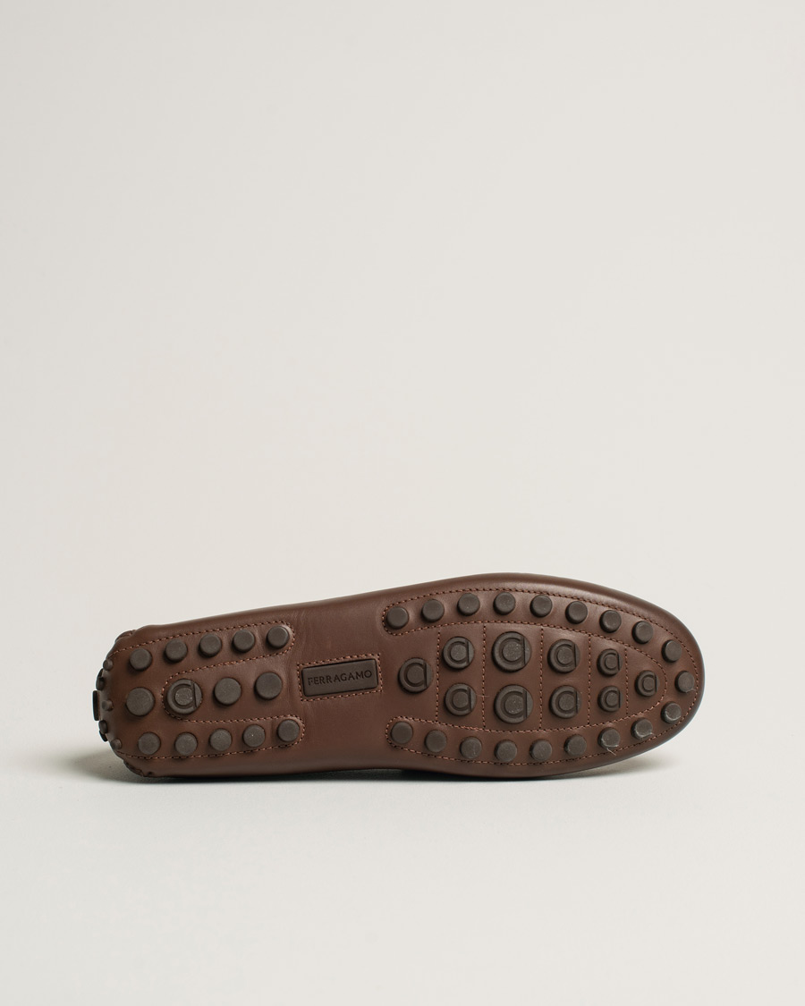 Herre | Ferragamo Driver Gancini Ornament Brown Calf UK8,5 - EU42,5 | Pre-owned | Ferragamo Driver Gancini Ornament Brown Calf UK8,5 - EU42,5