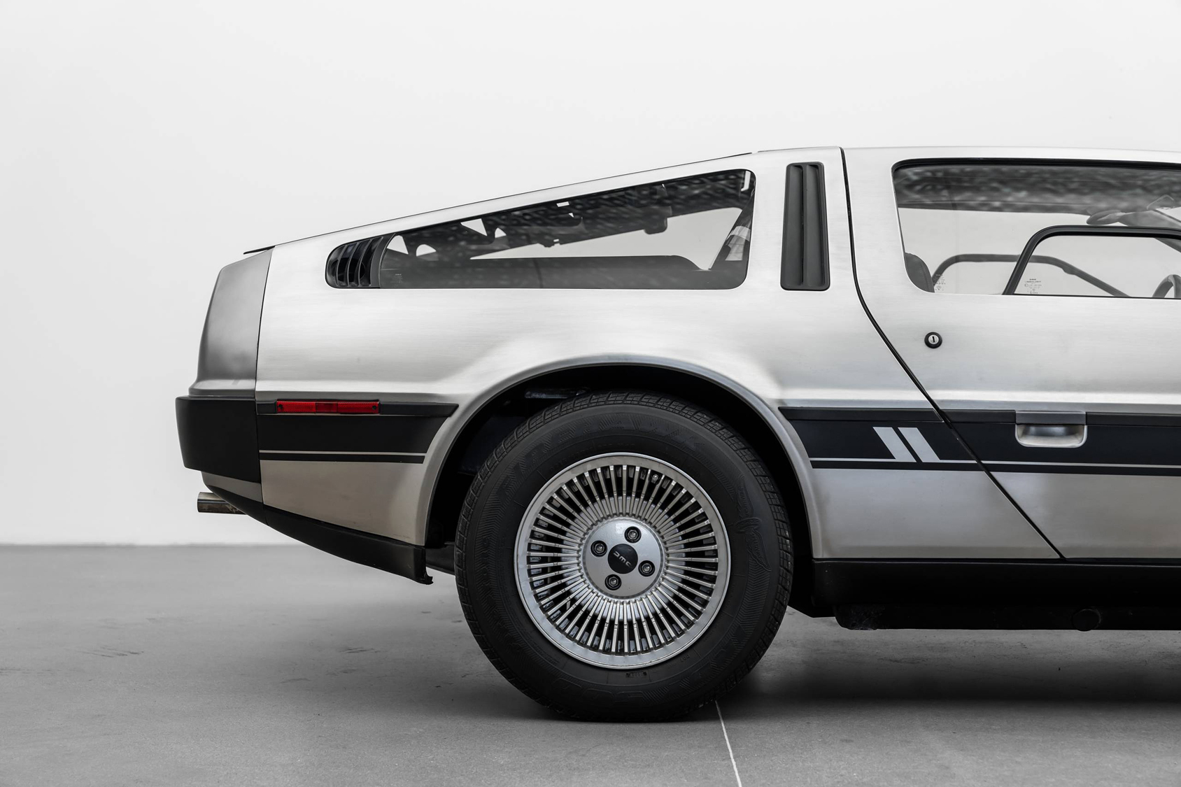 Herre | | Pre-Owned & Vintage Cars | DeLorean DMC-12 ***SOLD***