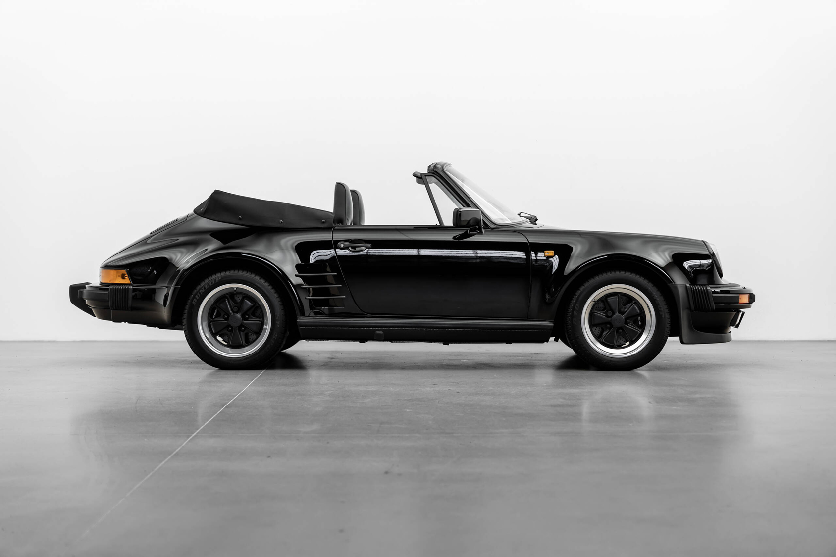 Herre | | Pre-Owned & Vintage Cars | Porsche 911 Carrera WTL Cab ***SOLD***