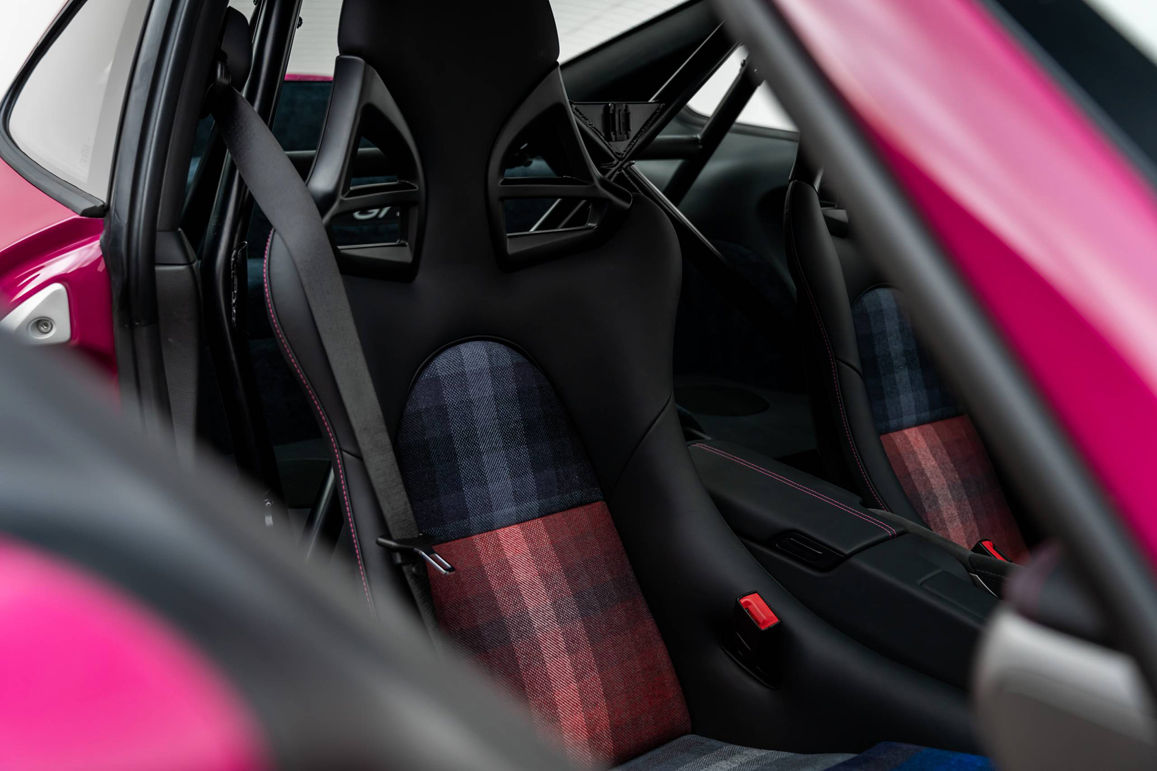 Herre | | Pre-Owned & Vintage Cars | Sport Classic - Modified Porsche 911 GT3